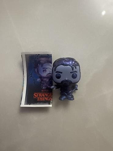 Stranger Things kolleksiya fiquru – mini vinil heykərcik - Rəsmi