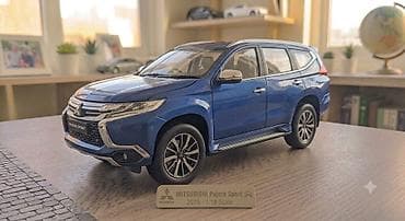 mini disk: Honda Civic 2008 modelinin 1:18 miqyaslı kolleksiya avtomobili təqdim — 9