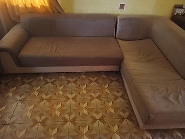 divan olcusu: Künc divan, İşlənmiş, Açılmayan, Bazasız, Parça, Çatdırılma yoxdur — 1