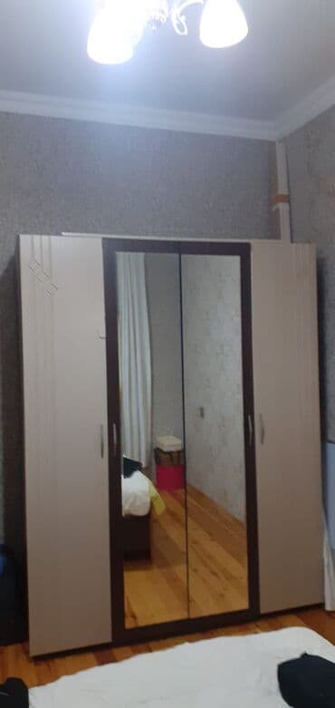 Ev üçün dekor: İşlənmiş, 4 qapılı Düz dolab, Qarderob, paltar dolabı, Rusiya — 1