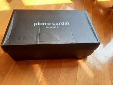 Ayaqqabılar: Pierre Cardin brendinə məxsus qara rəngli, dəri ayaqqabı. TƏZƏDİR — 4