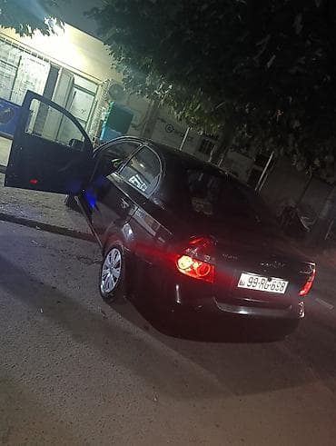 ucuz parca: Chevrolet Aveo sedan – qara rəng, 4 qapı, AZ nömrə seriyası. - Gümüş — 5