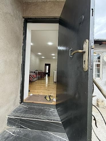 1 otaqlı həyət evi – studiya tipli zal-mətbəx - Geniş, işıqlı zal — 9