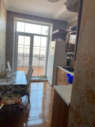 razinde kiraye evler 2020: Mənzil 28 May metrosunun yaxınlığında (piyada 10 dəqiqə) yerləşir — 5