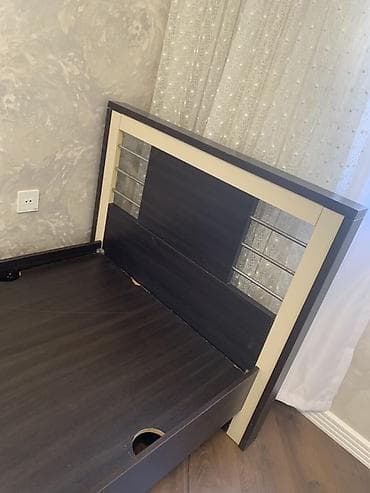 islenmis matras: Her biri 50 azn. Matrassiz satilir. Evden çixmalidi.Ünvan. Bine — 3