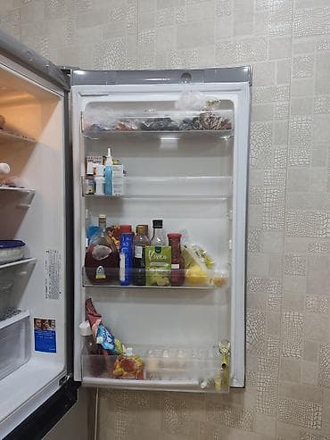 ventilyator satisi: Indesit ikikameralı soyuducu təzə kimidir köçlə əlaqədar satilir - — 4