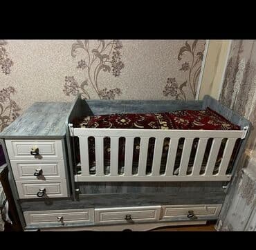 столик на кроватку: Для девочки и мальчика, Четырехугольная, Колыбель, С матрасом, Без механизма качания — 3