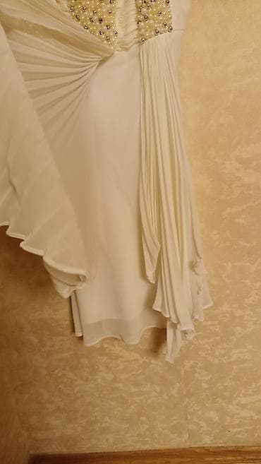 donlar: Ağ don,2dəfə geyinilib.200azn alınıb — 9