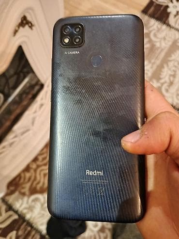 Məhsul: Xiaomi Redmi smartfon - Arxa panel: teksturalı, tünd