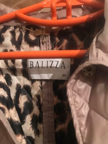 женский плащ новый: Plaş, yaxşı vəziytətdədir — 2