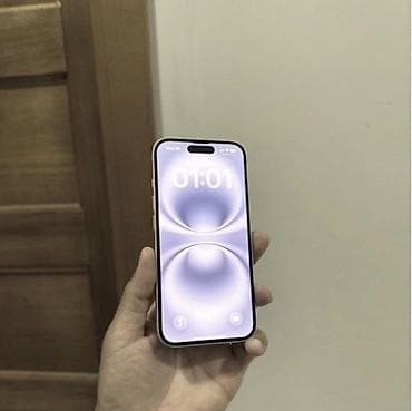 işlenmiş iphone: IPhone 16, 128 GB, Ağ, Zəmanət, Simsiz şarj, Face ID — 3