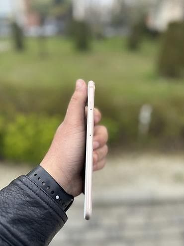 ipad mini 5 satilir: IPhone 8 Plus, 64 GB, Qızılı — 4