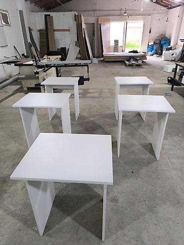 miron mebel: Ağ rəngli komod/kiçik masa dəsti - Minimalist dizayn: Təmiz xətlər — 1