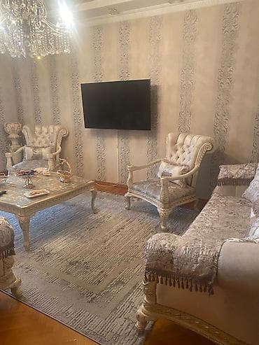 divan ucun macalka: Sumqayıt seherınde 3 otaqlı menzıl satıwda oz evımdı cıxarısı var — 2