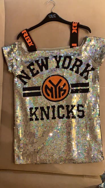 женские серые футболки: 1 defe geyinilib. 
Olchusu : S/M — 1