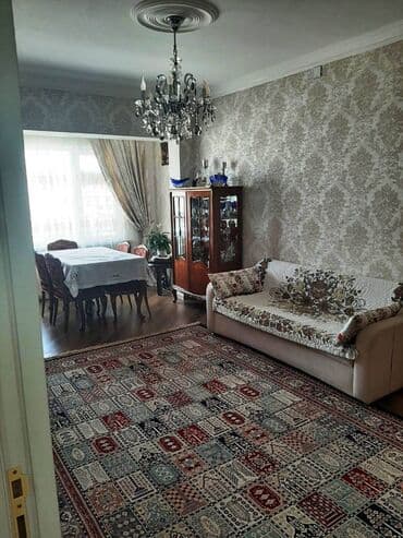 evler bineqedide: Bakı, 3 otaqlı, Köhnə tikili, m. Xətai, 72 kv. m — 1
