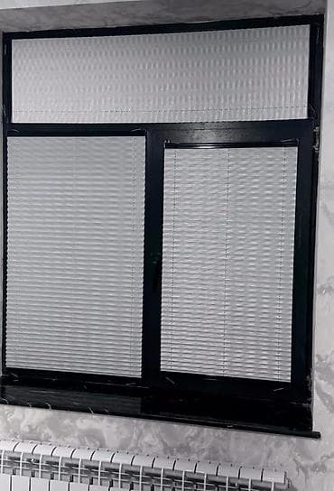 Ağ rəngli pərdə–jalüz sistemi - Tip: Plişe (pətək teksturalı) pərdə -