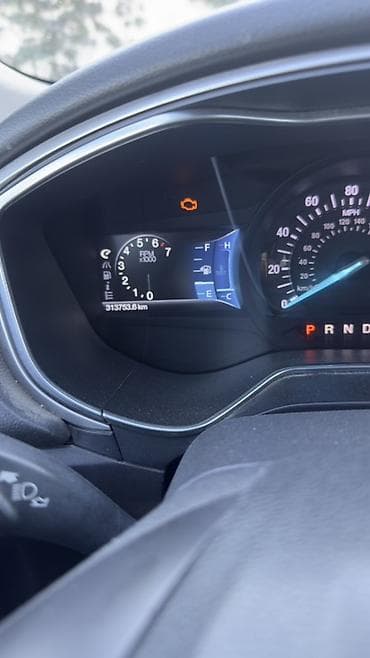 Avtomobil satışı: Ford Fusion sedan – salon və idarəetmə - VIN: 3FA6P0HD4ER298689 - — 7