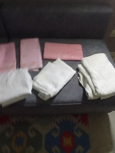 Вазы: Məişət tekstili dəsti - 1 ədəd iri ölçülü ağ frotte dəsmal - 2 ədəd — 2