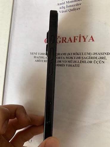 ayfon 8 ikinci el: IPhone 16, 128 GB, Qara — 3