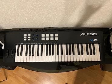 alesis vortex: Alesis V49 USB/MIDI klaviatura-kontrolör ideal vəziyəttədir,1 ildir — 2