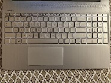 oyuncu notebook: HP noutbuk – gümüşü alüminium korpus, tam ölçülü klaviatura və — 2
