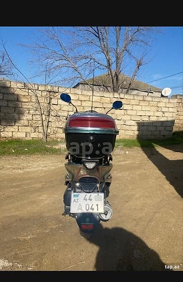 - GRAND 125, 125 sm3, 2022 il, 41000 km