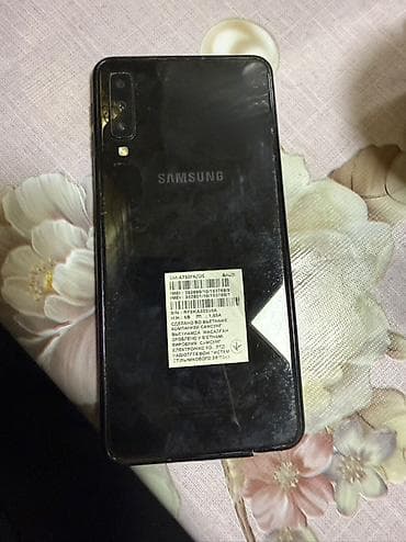 samsung j3 ekran: Samsung Galaxy A7 2018, 64 GB, rəng - Qara, İki sim kartlı — 2