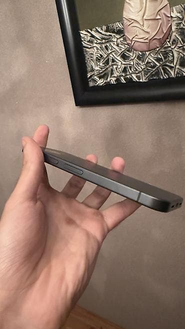 iphone 5d: IPhone 15, 128 GB, Qara, Zəmanət, Barmaq izi, Simsiz şarj — 1