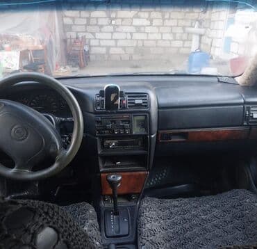 запчасти форд фокус 1: Opel Vectra: 2 l | 1994 il 415000 km Sedan — 5