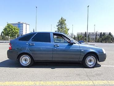 audi rul: VAZ (LADA) Priora: 1.6 l | 2015 il 219791 km Hetçbek — 4