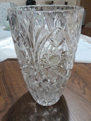 soya: Bir vaza, Xrustal — 2