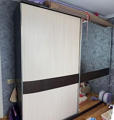 Dolab 170 azn Yaxşı vəziyyətdədir, heç bir problemi yoxdu. Hündürlüyü lalafo.az -da Dolab 170 azn Yaxşı vəziyyətdədir, heç bir problemi yoxdu. Hündürlüyü