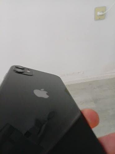 IPhone 11, 64 GB, Qara, Face ID