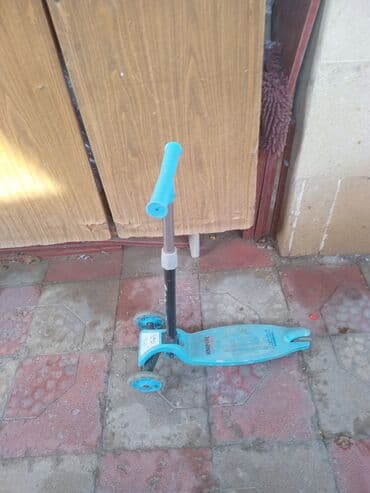 uwaq arabalari: İşlənmiş, Cins: Oğlan — 1