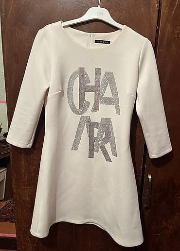 desd paltarlar: Her biri yenidir. 40,42 olcuye gedir 15 azn en asagi yeri 10 azn. Her — 3