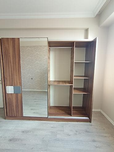 stol stul iwlenmiw: 3 qapılı, Güzgülü, Qəhvəyi, Digər material, Açılan, Düz dolab — 2