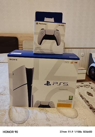 dirnaq uzadan lak: PlayStation 5 Slim (CFI-2000A) – diskli versiya, Yaponiya — 4
