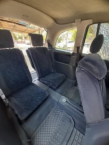 Minivan, 7 Oturacaq — 10
