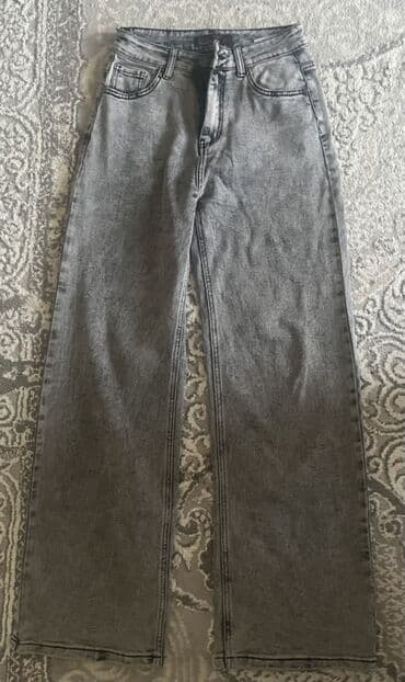 Paltolar: Qadın geyim dəsti – 4 məhsul 1) Ağ trikotaj sviter - Model: qısa — 6