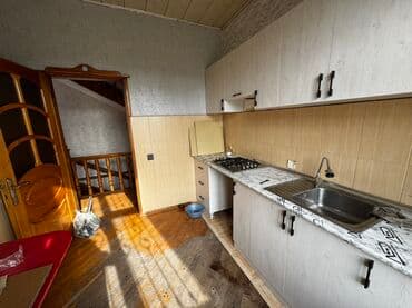 meyvə tərəvəz yeri icarəyə verilir: Kiralık ev 3 katlı müstakil ev Altında garajı ve dükan var İki qatı — 10