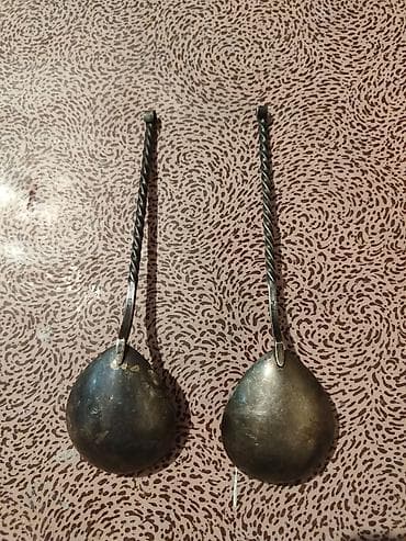 balta sapı: Məhsul: Metal çay qaşıqları (2 ədəd, dəst) Təsvir: - Klassik damla — 2