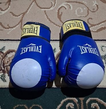 Перчатки: Everlast boks əlcəkləri - Rəng: mavi-ağ - Marka: Everlast - Bağlama — 1