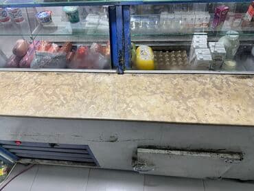 market vitrinləri işlənmiş: Soyuducu vitrin – ət və süd məhsulları üçün - Tip: Üfüqi, sərgiləmə — 1