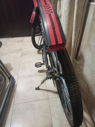 qaçış velosipedi: İşlənmiş Şose velosipedi 28", sürətlərin sayı: 7, Ünvandan götürmə — 3