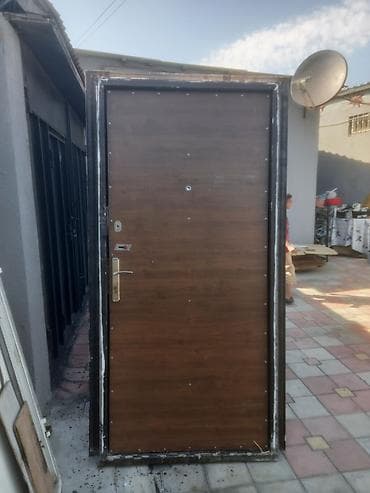 plasmas qapi: Mənzil üçün İşlənmiş Giriş qapısı 100x215 sm Glazok ilə, Zəmanətli, Ödənişli quraşdırma, Pulsuz çatdırılma — 1