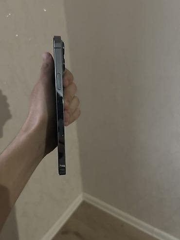 iphone 6 kabrolari: IPhone 13 Pro Max, Göy — 4