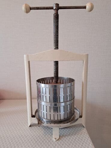 nar soku cəkən: Meyvə-tərəvəz və giləmeyvə üçün mexaniki pres - Şnur və vint — 1