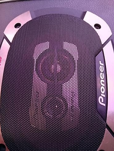 jbl kalonka masin: Pioneer avtomobil audio sistemi komplekti Məhsul tərkibi: - Pioneer — 6