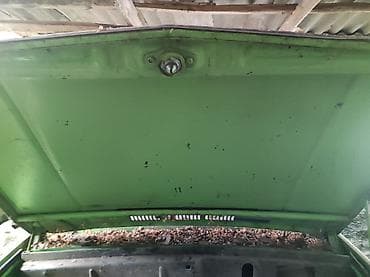 wam diski: Məhsul: Sovet istehsalı kiçik sedan (yaşıl rəng), arxa mühərrikli — 8